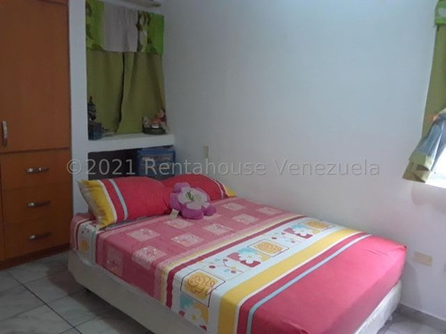 Imagen 5 de 14 de Rentahouse Vende San Diego 22-6419 Yudermy M. 0414-4115155