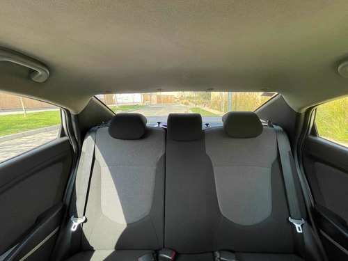 Imagen 16 de 21 de Hyundai Accent 1.6 At Gl Sedan