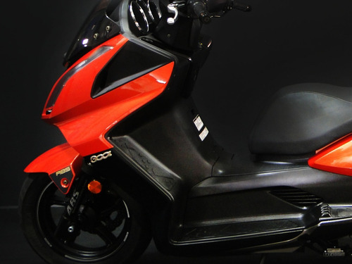 Imagem 4 de 9 de Kymco Downtown 300i