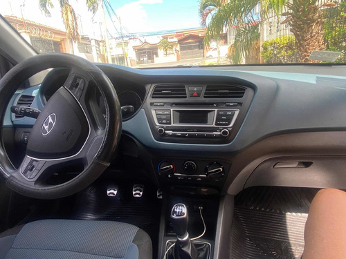 Imagen 7 de 9 de Hyundai I20 Active