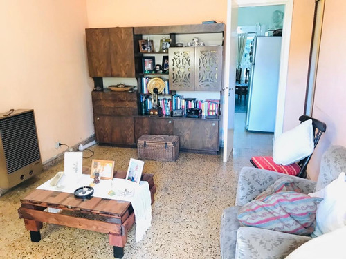 Imagen 2 de 8 de Casa - Ituzaingó