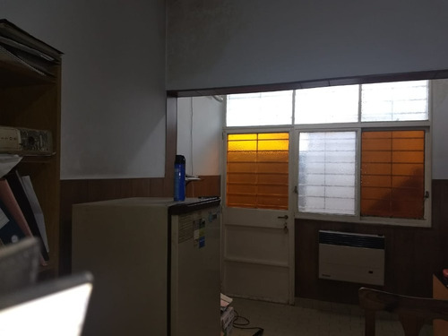 Imagen 3 de 8 de Ph De 3 Ambientes Al Frente En San Justo