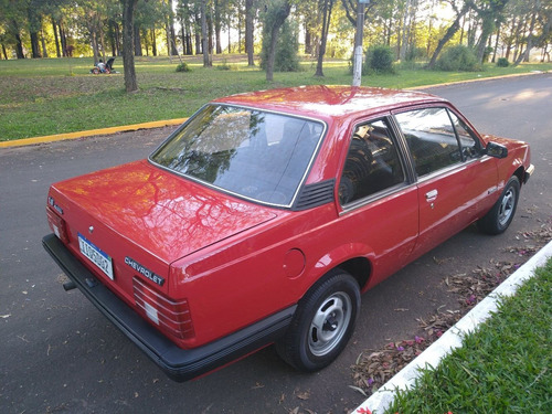 Monza 1984 Stander 1.8 Álcool 5 Marchas Básico