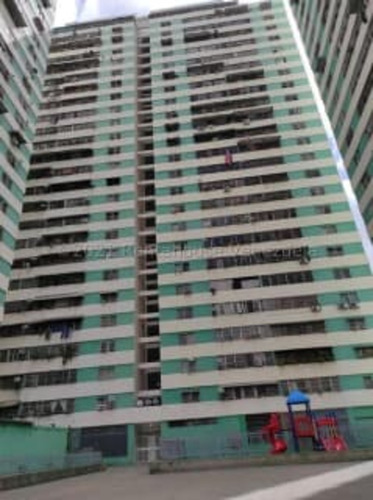 Lindo Y Acogedor Apartamento En Venta Edificio Muy Bien Mantenido San Martin Caracas 