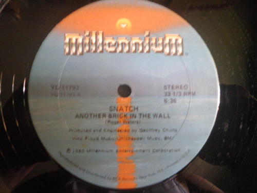 Disco Remix Vinyl Snatch - Another Brick In The Wall (1980)