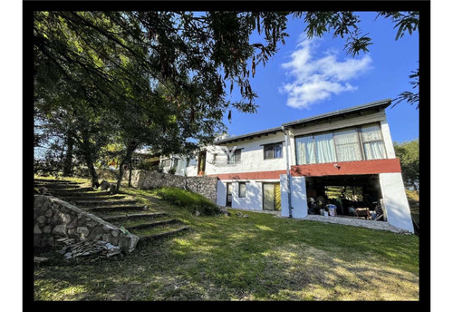 Imagen 17 de 30 de Venta. Corral De Barrancas. Magnifica Propiedad Con Hermosas Vistas. Desarrollada En Un Solo Nivel