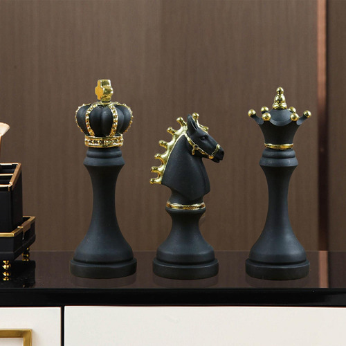 3 Estatuas De Ajedrez Internacionales, Piezas De Negro
