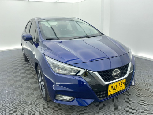 Imagen 2 de 25 de Nissan Versa Exclusive At 1.6