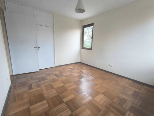 Amplia Y Bella Casa En Arriendo La Reina (104407)