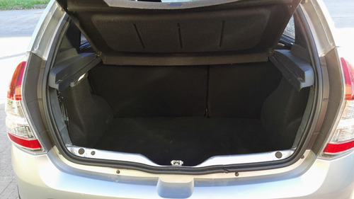 Renault Sandero Stepway 1.6 Dynamique 105cv 2012