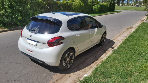 Peugeot 208 Gt Line Servicios Oficiales Unica Mano Vremy