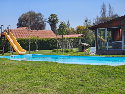 Parcela Familiar 4d Y 4b, Terraza Techada En 304m2 En 5000m2