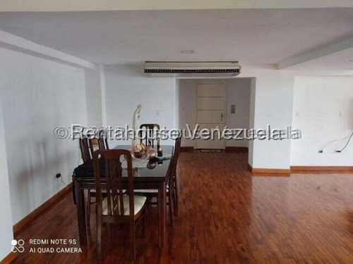 Ji 25-19483. En Venta De Penthouse De 242m2 Ubicado En Guatire. Res. Frutas Condominio.