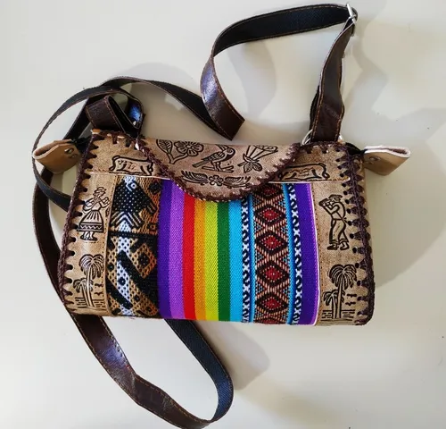 Carteras De Cuero Y Aguayo Estilo Norte Argentino