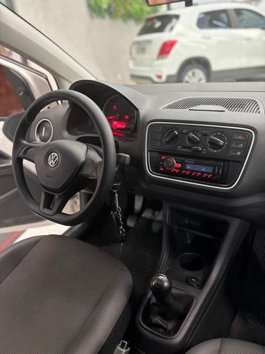 Volkswagen Up! up! take 1.0 Total Flex 12V 5p