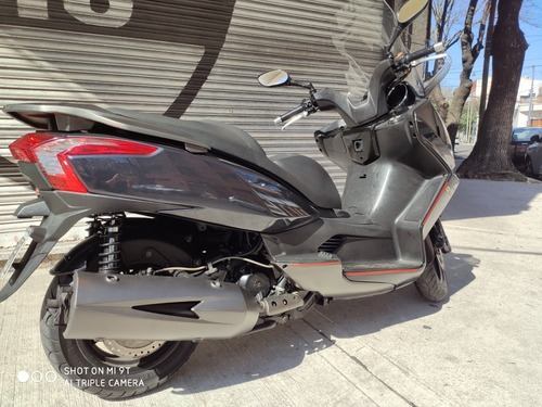 Kymco Downtown 300i