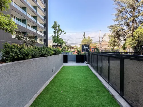 Edificio Colombia (1 Est. 1 Bod.) Vista Nororiente Piso 6