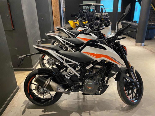 Imagen 1 de 11 de Ktm Duke 390 2021 Entrega Inmediata-solo En Gs Motorcycle.