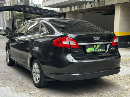 Ford Fiesta Sedan Fiesta Sedan 1.6 MPI SEDAN 8V FLEX 4P MANUAL