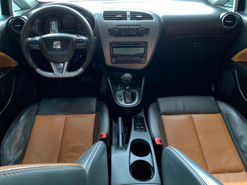 Imagen 12 de 15 de Seat Leon 2013 1.8 Fr T Last Edition Dsg