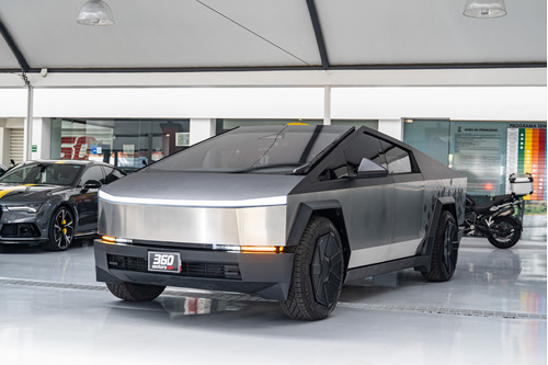 Tesla Cybertruck Cyberbeast Foundation 2024