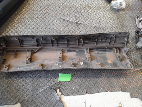 Moldura Inferior D Puerta Trasera Izquierda Highlander 14-19 (Usado)
