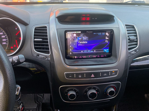 Imagen 19 de 25 de Kia Sorento Lx 2014