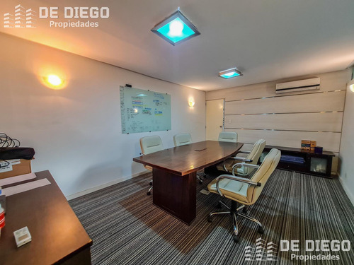 Venta Con Renta Deposito Con Oficinas, Ideal Laboratorio Habilitable Anmat Martinez