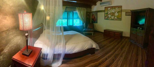 Imagen 10 de 19 de Vendo Casa 860m2 6h+s/5b+s/27p Cerro Verde 2626