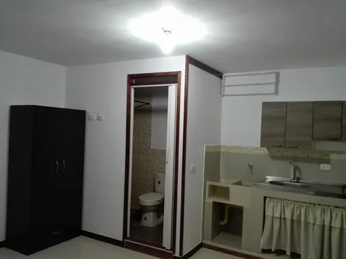Hermoso Apartaestudio En El Barrio Guayacanes