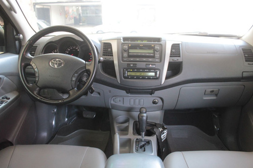 Toyota Hilux Caminhonete 3.0 16V 4P 4X4 SRV TURBO DIESEL CABINE DUPLA AUTOMÁTICO