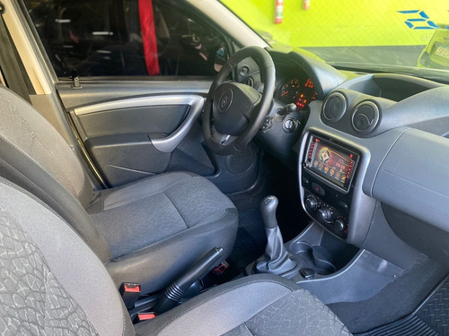 Imagem 10 de 13 de Renault Duster Outdoor 1.6 Flex Mec. 2015 - Completa