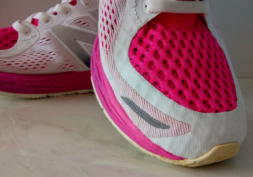 Tênis Feminino New Balance*