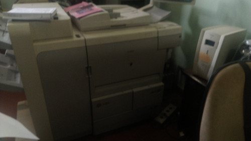 Impressora Canon Imagerunner 7104