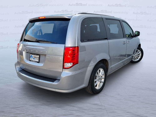 Imagen 4 de 11 de Dodge Grand Caravan 2018 5p Sxt V6/3.6 Aut