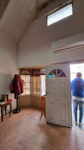 Venta - Local A La Calle En Ezeiza Y Vivienda Con Jardín