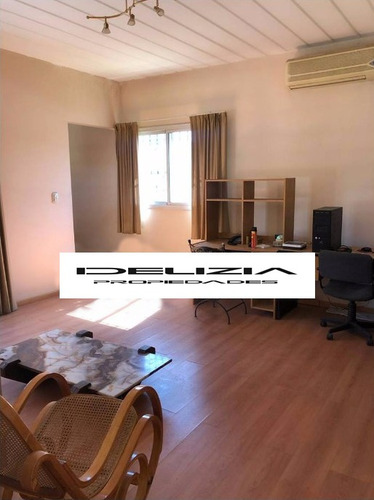 Venta De Casa En Parque Leloir