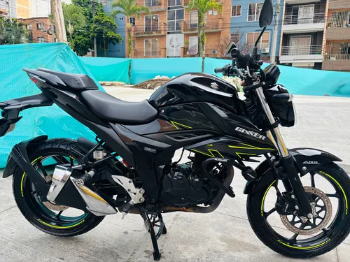 Moto Gixcer 155 Fi Abs
