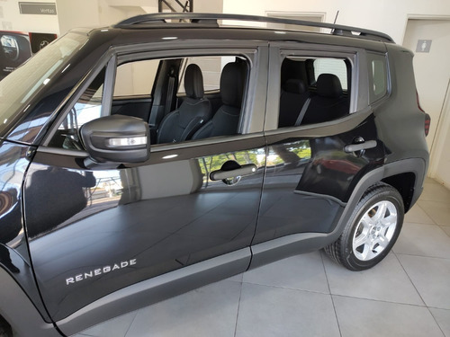 Imagen 2 de 25 de Jeep Renegade Sport 1.8