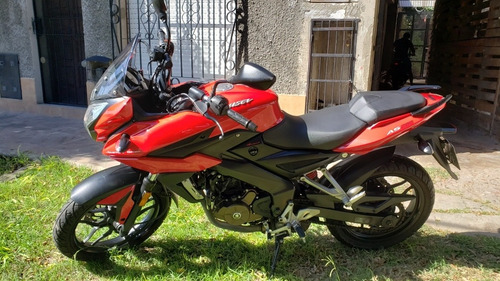 Bajaj Rouser As 200
