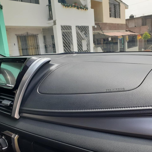 Toyota Yaris Full - Dual