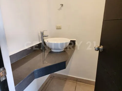 Casa En Venta, Apodaca, Nuevo Leon Valle La Rioja