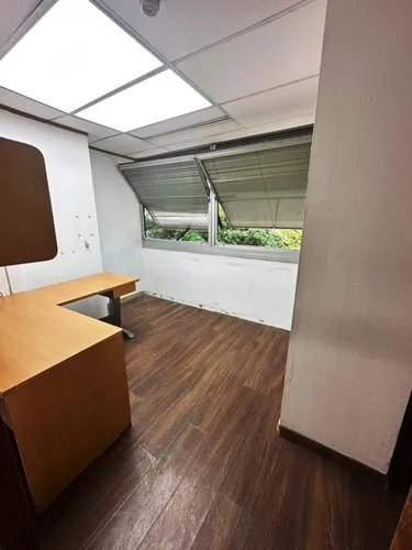 Oficina - Las Mercedes - 270 Mts2