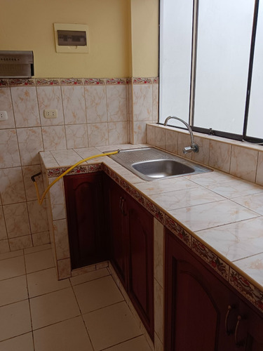 Imagen 4 de 12 de Se Alquila Departamento 3 Habitaciones