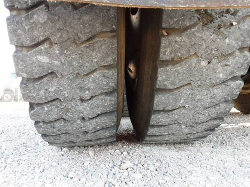 Imagem 10 de 14 de Mercedes Benz Axor 3344 6x4 2016/2016 209.075km