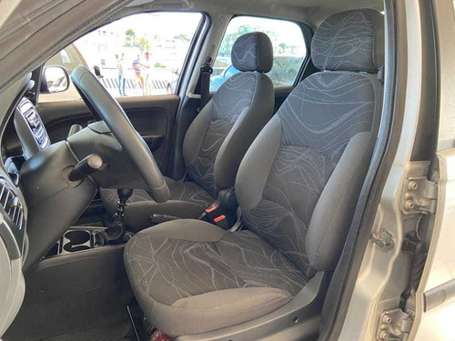 Imagem 6 de 13 de Fiat Siena El 1.4 Flex 2016