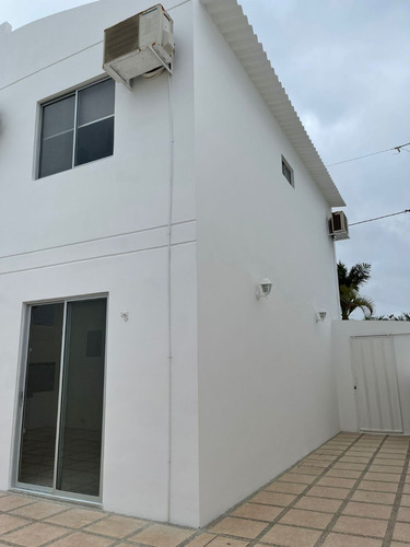 Imagen 19 de 20 de Casa Vacional Familiar, A 100 Mts De La Playa Punta Carnero