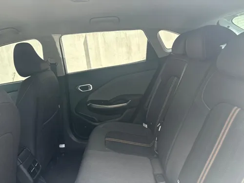 Kia K3 Cross 1.6 Zenith