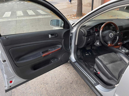 Volkswagen Passat Blindado Rb3
