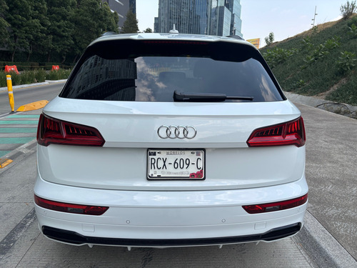 Audi Q5 2.0 L 45 Tfsi S Line Dsg